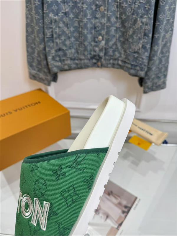 20251128184542997 210